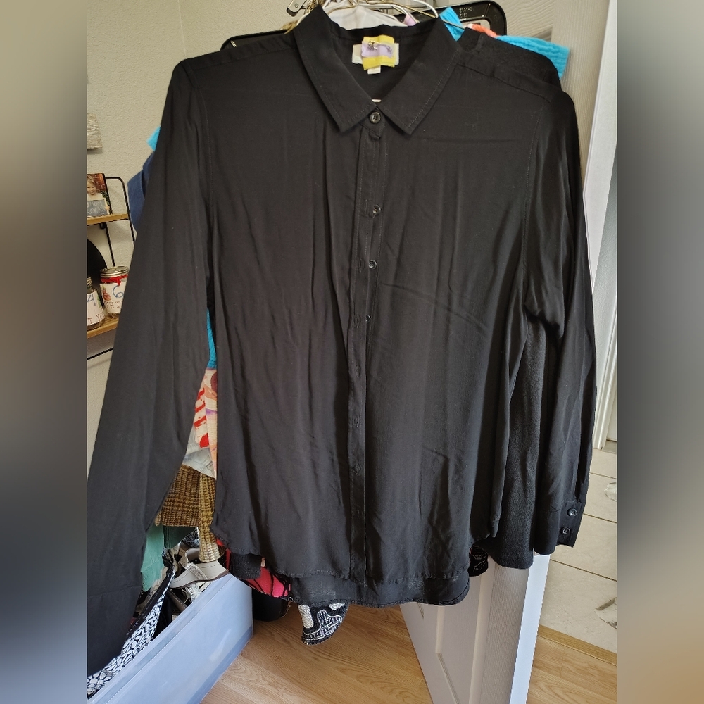 Tous Elegant Black Shirt